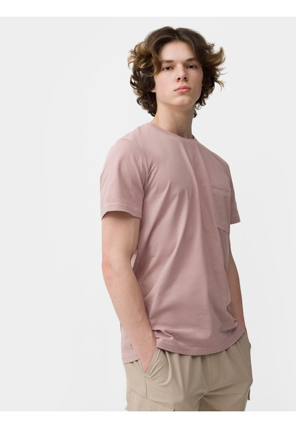 4f - T-shirt regular z bawełny organicznej męski. Kolor: różowy. Materiał: bawełna