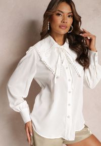 Renee - Biała Koszula z Koronkowym Kołnierzem i Mankietami przy Rękawach Jolianna. Kolor: biały. Materiał: koronka. Wzór: koronka #3