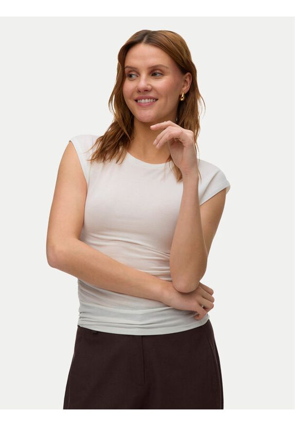 Vero Moda T-Shirt Avasarah 10342876 Biały Slim Fit. Kolor: biały. Materiał: lyocell