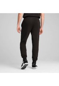Spodnie Puma Ess Sweatpants Fl Cl, Mężczyźni. Kolor: czarny. Materiał: bawełna, materiał. Sport: fitness
