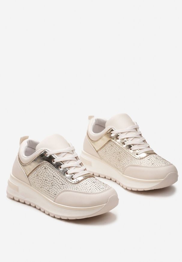 Renee - Beżowe Sznurowane Sneakersy z Ekoskóry z Cyrkoniami na Grubej Podeszwie Arpite. Nosek buta: okrągły. Zapięcie: sznurówki. Kolor: beżowy. Materiał: jeans. Wzór: aplikacja