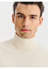 Pako Lorente - PAKO LORENTE - Biały gładki golf męski. Typ kołnierza: golf. Kolor: biały, czarny, zielony. Materiał: poliamid, bawełna, elastan. Wzór: gładki. Sezon: jesień #5