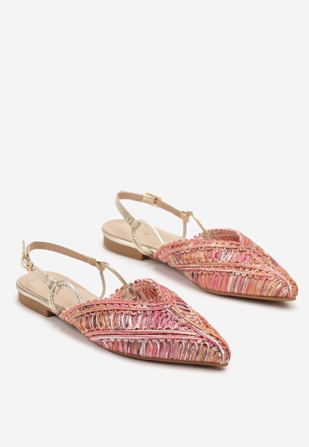 Renee - Różowo-Pomarańczowe Sandały Typu Slingback z Metaliczną Nicią i Plecioną Cholewką Nilavalia. Okazja: na co dzień. Zapięcie: sprzączka. Kolor: różowy. Styl: casual, elegancki