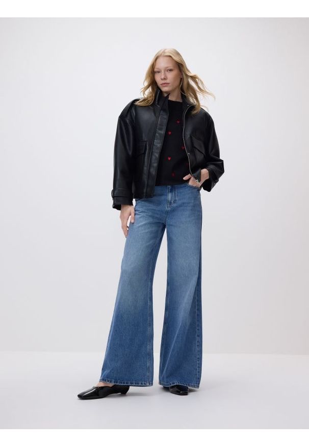 Reserved - T-shirt w serca - czarny. Kolor: czarny. Materiał: bawełna