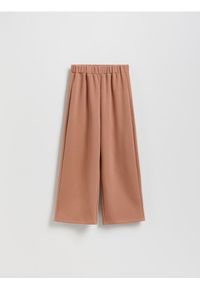 Reserved - Spodnie wide leg - brązowy. Kolor: brązowy. Materiał: tkanina