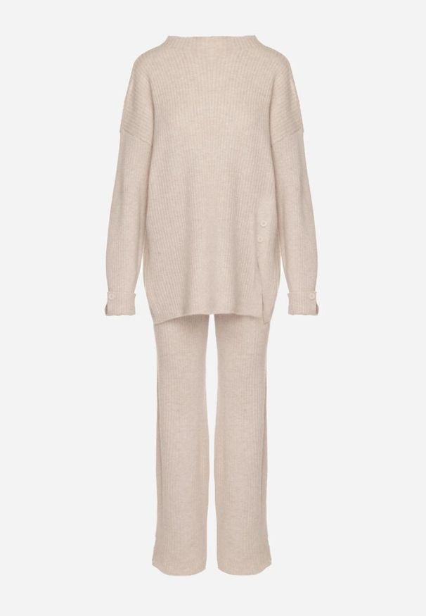 Born2be - Jasnobeżowy Komplet z Bawełną i Wełną Sweter z Guzikami i Proste Spodnie Reisadia. Kolor: beżowy. Materiał: wełna, bawełna