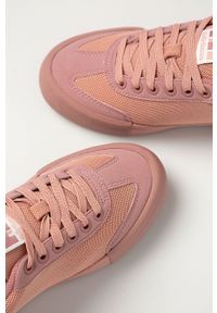 Helly Hansen - Buty Moss V-1. Nosek buta: okrągły. Zapięcie: sznurówki. Kolor: różowy. Materiał: materiał, guma #3