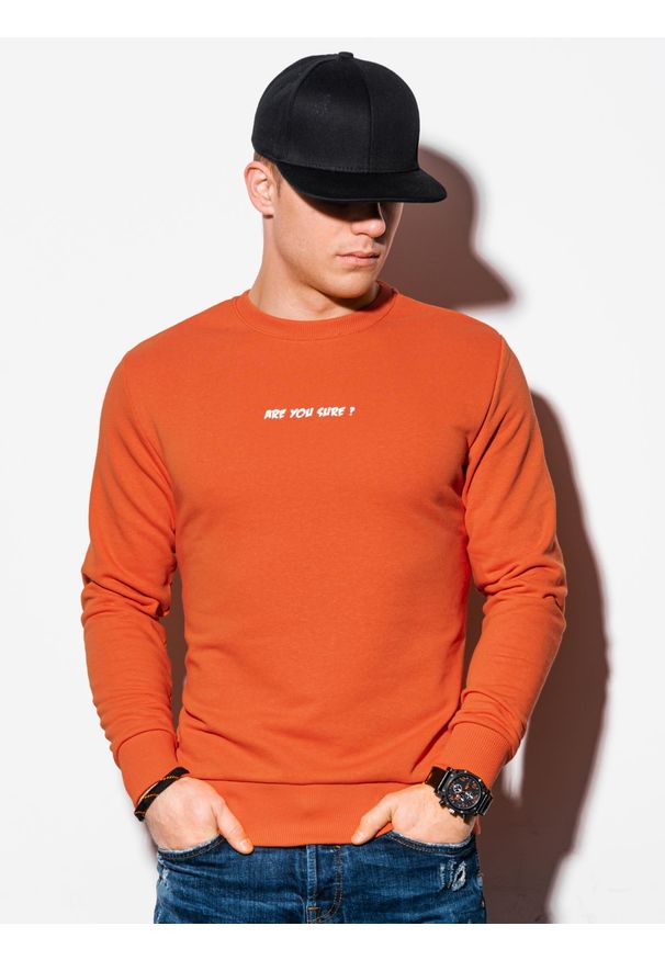 Ombre Clothing - Bluza męska bez kaptura z nadrukiem B1215 - pomarańczowa - XXL. Typ kołnierza: bez kaptura. Kolor: pomarańczowy. Materiał: bawełna, poliester. Wzór: nadruk