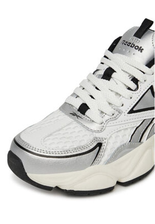 Reebok Sneakersy CHARGE AR30246WWSC Biały. Kolor: biały. Materiał: materiał