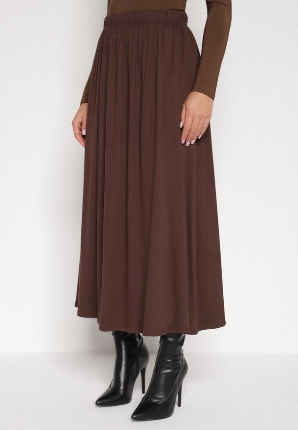 Born2be - Brązowa Bawełniana Spódnica o Rozkloszowanym Kroju Tusnara. Kolor: brązowy. Materiał: bawełna