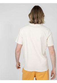 outhorn - T-shirt z nadrukiem męski - kremowy. Okazja: na co dzień. Kolor: kremowy. Materiał: bawełna, dzianina. Wzór: nadruk. Styl: casual #7