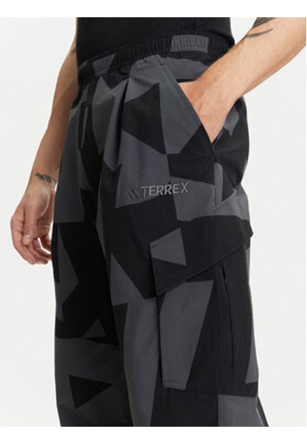 Adidas - adidas Spodnie outdoor Terrex Xploric Cargo JF3716 Czarny Loose Fit. Kolor: czarny. Materiał: syntetyk. Sport: outdoor