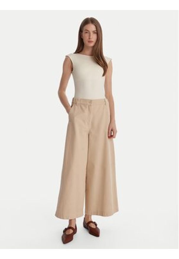 Marella Body Vigile 2615941021 Écru Slim Fit. Kolor: kremowy. Materiał: syntetyk