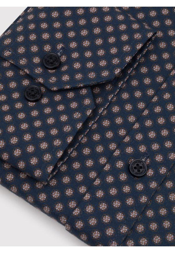 Pako Lorente - PAKO LORENTE - Granatowa koszula męska w mikrowzór. Kolor: niebieski. Materiał: bawełna, elastan. Długość rękawa: długi rękaw. Długość: długie. Sezon: wiosna