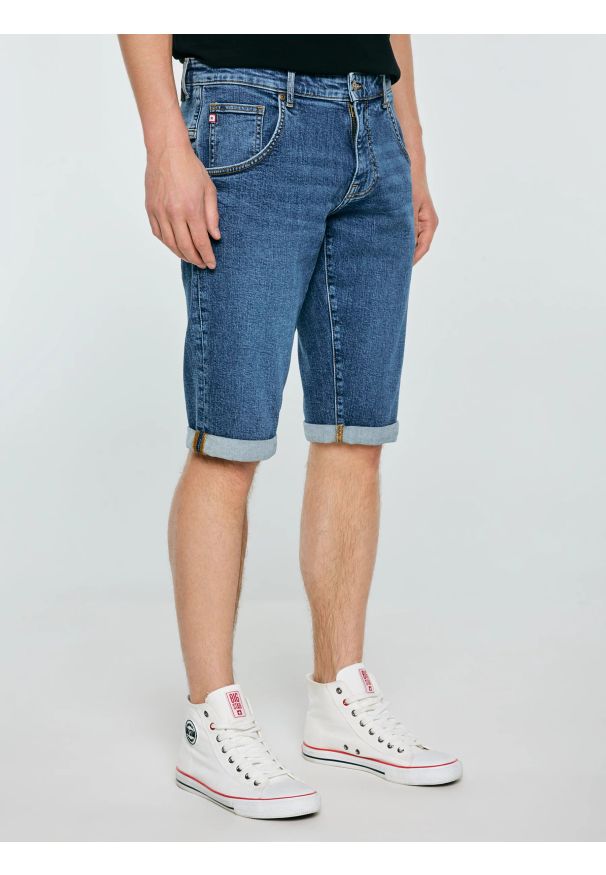 Big-Star - Szorty męskie jeansowe granatowe Conner 581. Okazja: na co dzień. Kolor: niebieski. Materiał: jeans. Sezon: lato. Styl: casual