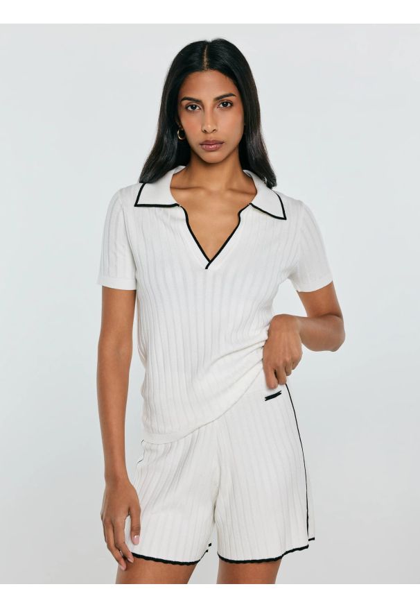 Big-Star - Szorty damskie z wiskozy z kontrastowym wykoŅczeniem białe Mickas 100. Kolor: biały. Materiał: wiskoza. Sezon: lato. Styl: sportowy, elegancki