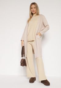 Born2be - Beżowy Klasyczny Niezapinany Kardigan Elitusa. Okazja: na co dzień. Kolor: beżowy. Materiał: jeans. Styl: klasyczny #6