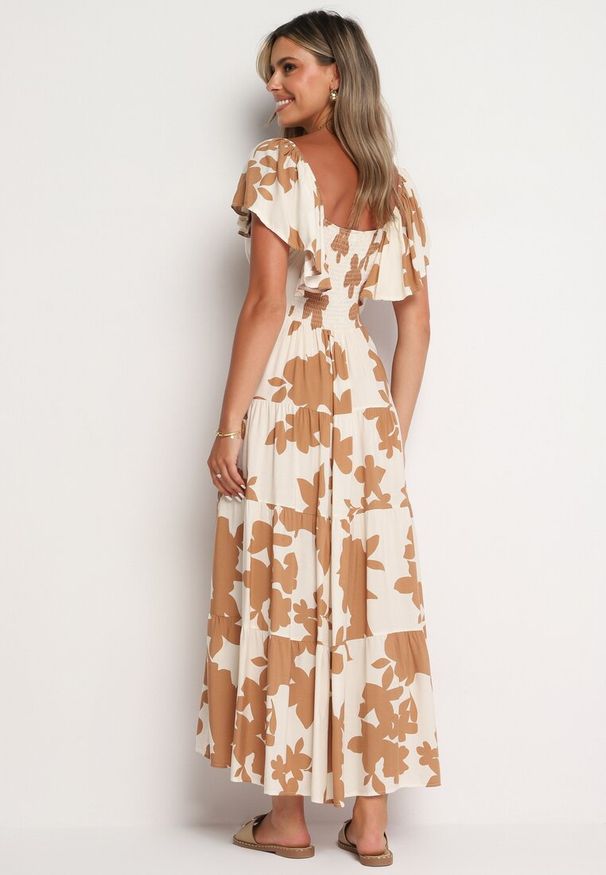 Born2be - Biało-Brązowa Wiskozowa Sukienka Rozkloszowana z Gumką w Talii Nansalinne. Okazja: na co dzień, na randkę. Typ kołnierza: dekolt w kształcie V. Kolor: biały. Materiał: wiskoza. Sezon: lato. Typ sukienki: rozkloszowane. Styl: klasyczny, casual