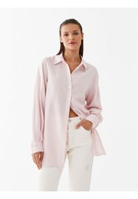 Guess Koszula W3YH85 WFLH0 Różowy Oversize. Kolor: różowy. Materiał: bawełna, wiskoza #1