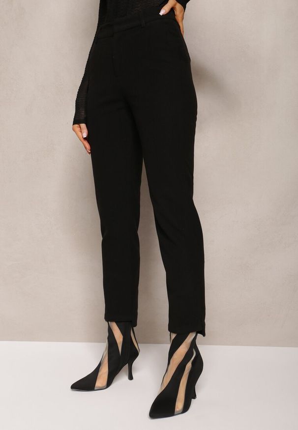 Renee - Czarne Spodnie Garniturowe High Waist Aigah. Stan: podwyższony. Kolor: czarny. Materiał: tkanina, wiskoza