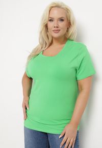 Born2be - Zielona Bluzka T-shirt z Elastycznej Bawełny Anellthia. Kolor: zielony. Materiał: bawełna