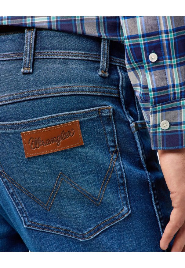 Wrangler - MESKIE SPODNIE WRANGLER TEXAS VERDANT TONE 112364455