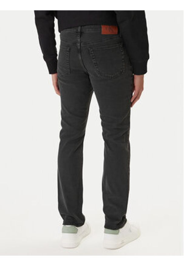 Calvin Klein Jeans Jeansy Essential LV04RB738G Czarny Slim Fit. Kolor: czarny