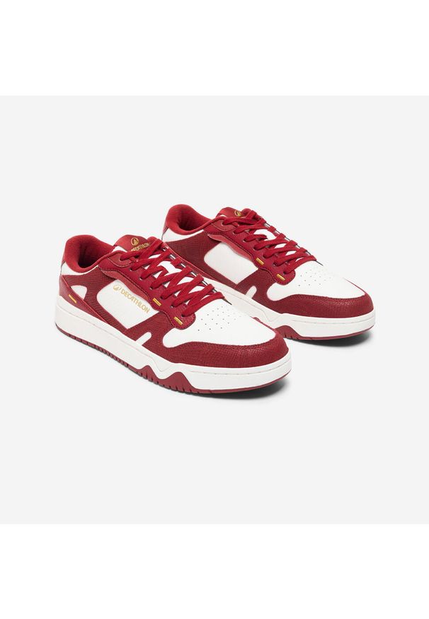Decathlon - Sneakersy CJ80 Edycja limitowana. Kolor: biały, czerwony, wielokolorowy. Materiał: skóra, guma. Szerokość cholewki: normalna