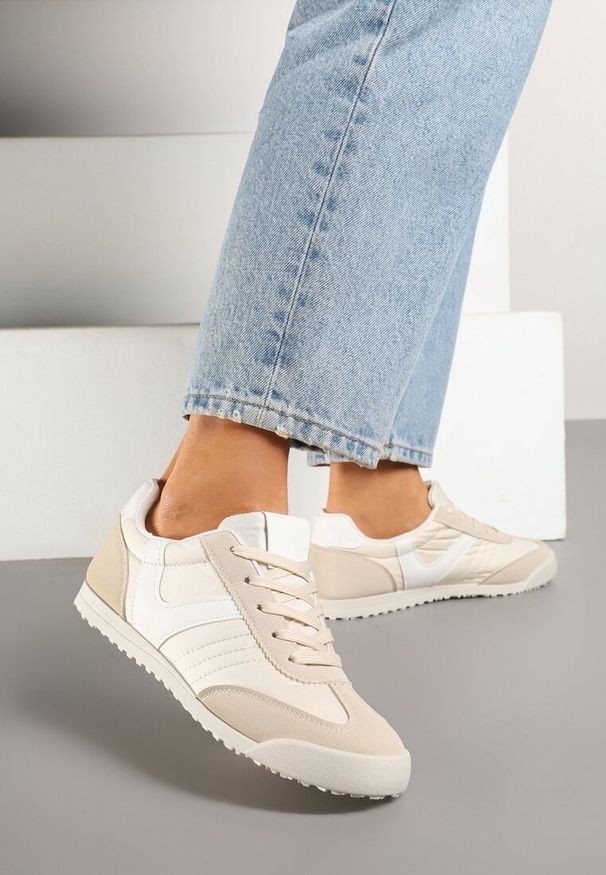 Renee - Beżowe Sneakersy Typu Tenisówki z Kontrastowymi Wstawkami Feladith. Okazja: na co dzień. Kolor: beżowy. Materiał: jeans. Szerokość cholewki: normalna. Obcas: na obcasie. Wysokość obcasa: niski. Sport: golf
