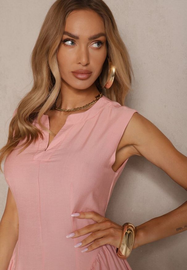 Renee - Różowa Rozkloszowana Sukienka z Wiskozy Lirune. Okazja: na co dzień. Kolor: różowy. Materiał: wiskoza. Sezon: lato. Typ sukienki: rozkloszowane. Styl: klasyczny, elegancki, casual