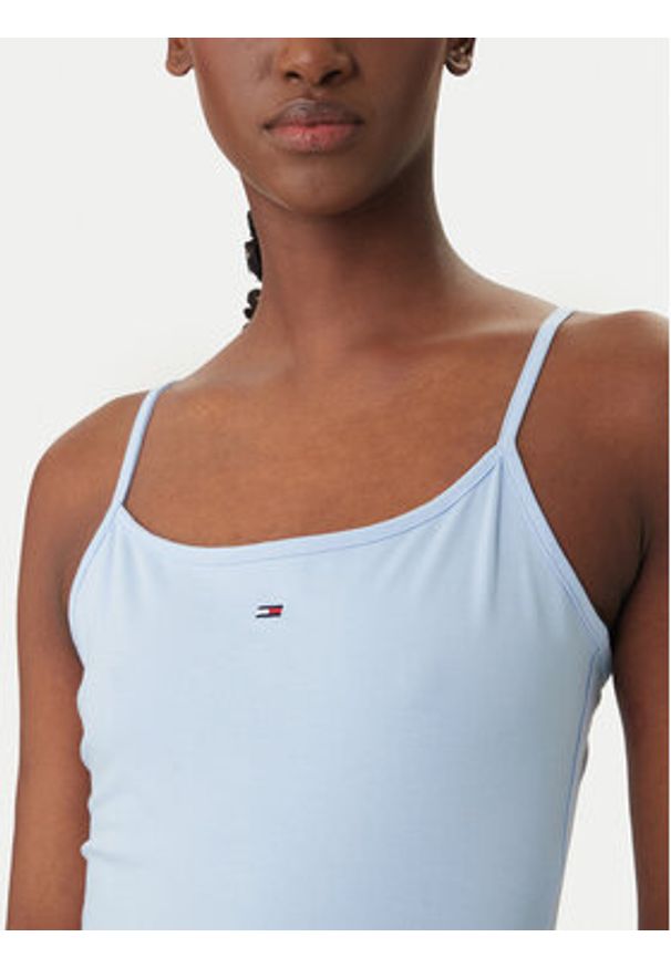 Tommy Jeans Top Essential DW0DW20675 Błękitny Slim Fit. Kolor: niebieski. Materiał: bawełna