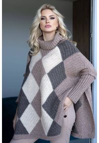 PeeKaBoo - Kolorowy sweter jak ponczo z golfem wzór w romby brązowy. Typ kołnierza: golf. Kolor: brązowy. Wzór: kolorowy. Styl: elegancki