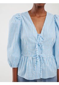 Big-Star - Bluzka damska z baskinką w drobną kratkę niebieska Sori 401. Okazja: na co dzień. Kolor: niebieski. Materiał: bawełna, jeans. Wzór: kratka. Styl: elegancki, klasyczny, casual #2