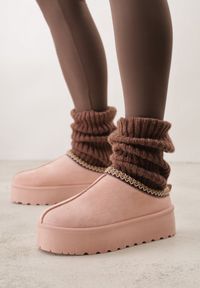 Born2be - Różowe Śniegowce na Grubej Podeszwie z Ozdobnym Haftem Zivirae. Okazja: na co dzień, do pracy. Kolor: różowy. Materiał: wełna, puch. Wzór: haft. Sezon: zima. Obcas: na platformie. Styl: casual #1