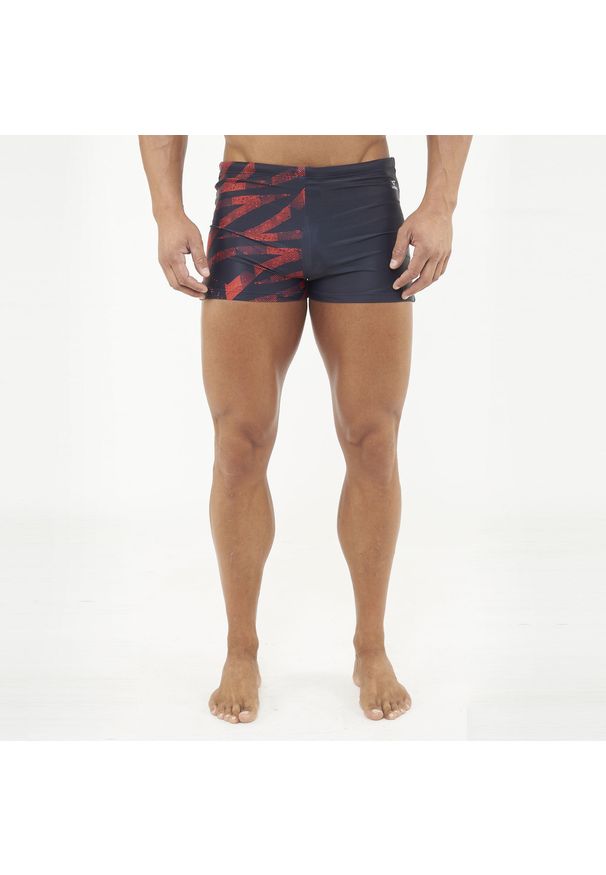 LEGEA - Bokserki do pływania HALLEK czarno-czerwone. Kolor: czerwony, wielokolorowy, czarny