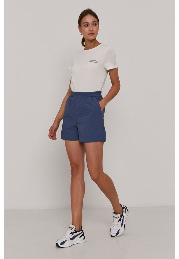 Vero Moda - Szorty. Okazja: na co dzień. Kolor: niebieski. Materiał: tkanina, poliester. Wzór: gładki. Styl: casual