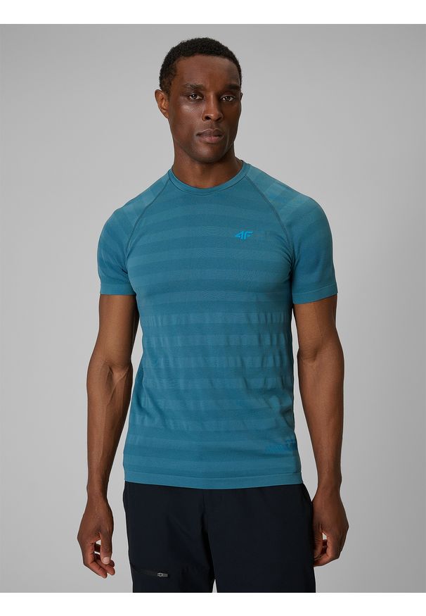 4f - 4F Koszulka trekkingowa regular szybkoschnąca męska - granatowa L/XL. Kolor: niebieski. Materiał: materiał. Długość rękawa: raglanowy rękaw. Długość: długie