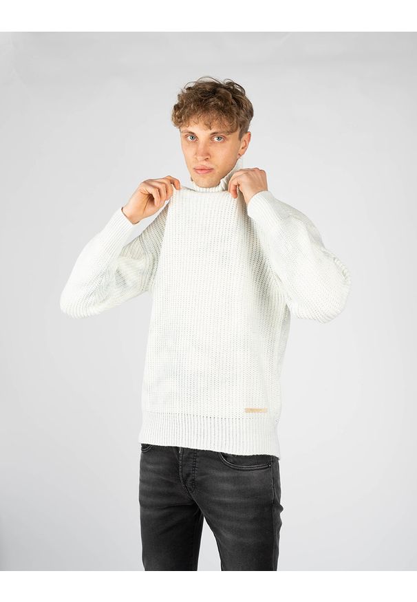 Takeshy Kurosawa Sweter "Dolcevita" | 83062 | Dolcevita Sfumata | Mężczyzna | Biały, Szary. Okazja: na co dzień. Typ kołnierza: golf. Kolor: biały, wielokolorowy, szary. Materiał: akryl, wełna. Wzór: aplikacja. Styl: casual