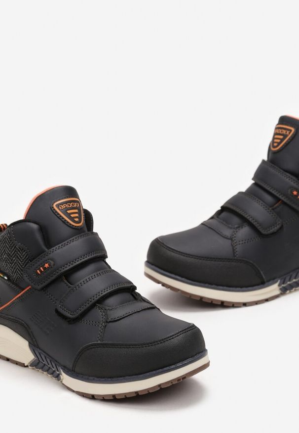 Born2be - Granatowo-Pomarańczowe Sportowe Botki Traperki z Dwoma Rzepami Farira. Okazja: na co dzień. Zapięcie: rzepy. Kolor: niebieski. Materiał: jeans. Styl: sportowy