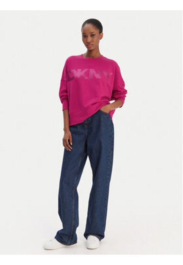 DKNY Sport Bluza DP6T1561 Różowy Oversize. Kolor: różowy. Materiał: bawełna. Styl: sportowy