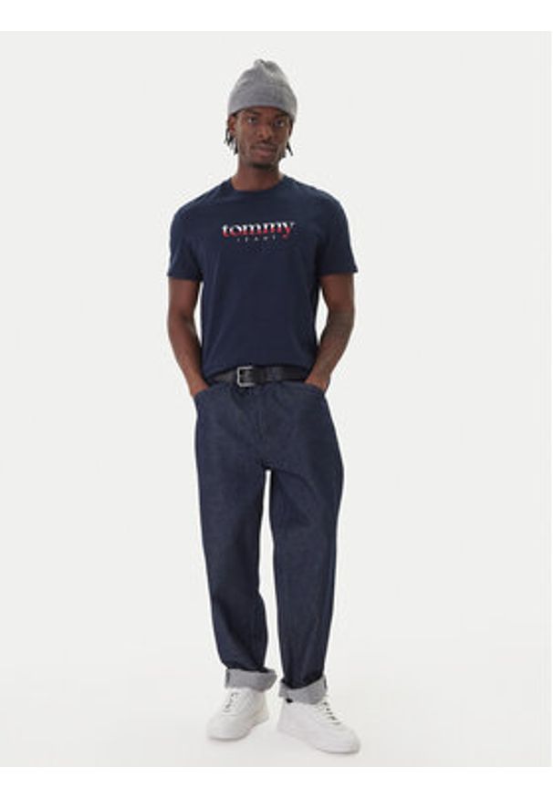 Tommy Jeans T-Shirt DM0DM21978 Granatowy Regular Fit. Kolor: niebieski. Materiał: bawełna