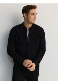 Reserved - Bluza bomberka - czarny. Kolor: czarny. Materiał: bawełna, dzianina #1