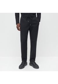 Reserved - Spodnie dresowe - Czarny. Kolor: czarny. Materiał: dresówka #1