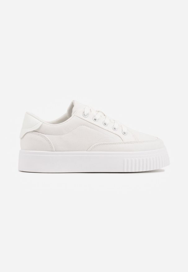 Born2be - Białe Sneakersy na Grubej Podeszwie z Tłoczeniem Larviona. Okazja: na co dzień. Kolor: biały. Materiał: jeans