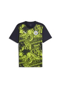 Puma - Męska koszulka przedmeczowa z krótkim rękawem Manchester City PUMA. Kolor: niebieski, wielokolorowy, żółty. Długość rękawa: krótki rękaw. Długość: krótkie. Sport: piłka nożna #1