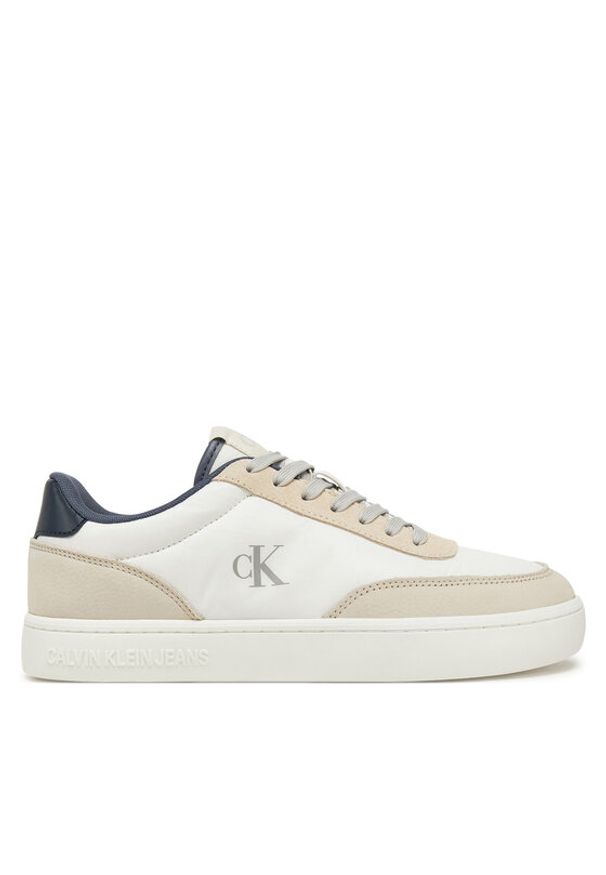 Calvin Klein Jeans Sneakersy Classic Cupsole In Tc YM0YM01194 Biały. Kolor: biały. Materiał: skóra, zamsz