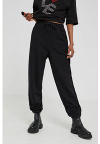 Answear Lab spodnie bawełniane damskie kolor czarny gładkie. Kolor: czarny. Materiał: bawełna. Wzór: gładki
