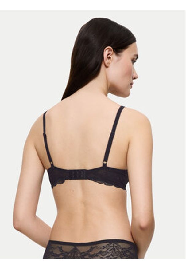 Triumph Biustonosz z fiszbiną Sensual Spotlight 10219831 Czarny. Kolor: czarny. Materiał: syntetyk