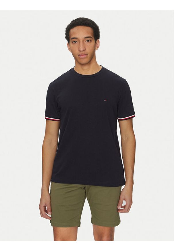 TOMMY HILFIGER - Tommy Hilfiger T-Shirt Global Stripe MW0MW38630 Granatowy Regular Fit. Kolor: niebieski. Materiał: bawełna