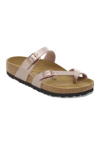 Japonki damskie Birkenstock Mayari BF. Okazja: na co dzień. Kolor: brązowy. Materiał: materiał. Wzór: paski. Sezon: lato. Styl: elegancki, casual